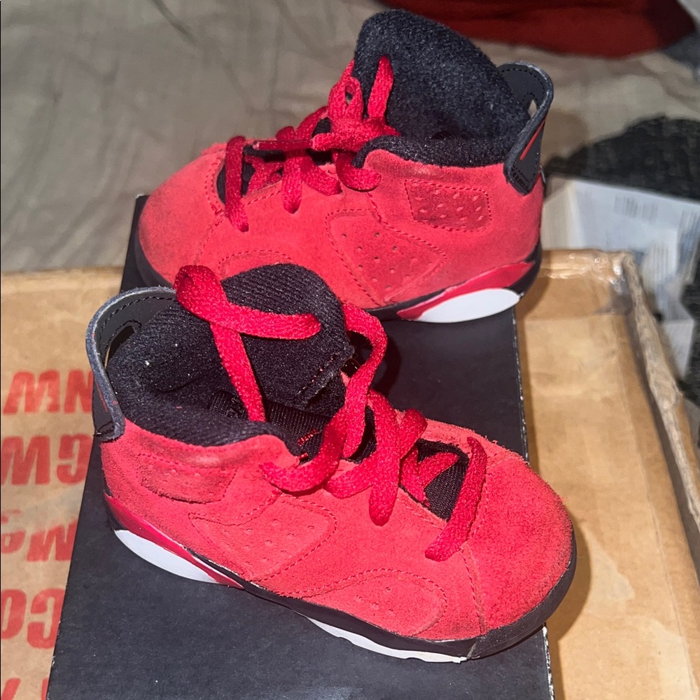 Air Jordan Retro 6